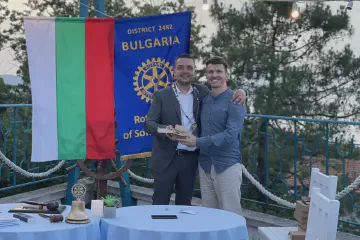 Предаване на президентската оръглица 8